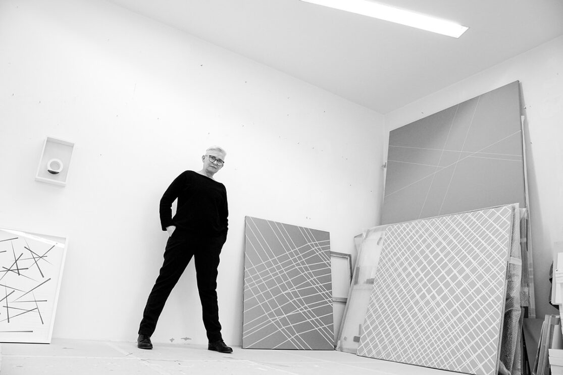 Barbara Höller im Atelier in Wien