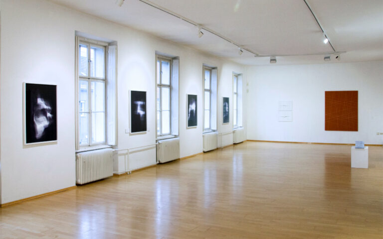 2025 Galerie Marenzi (Generated by repetition)